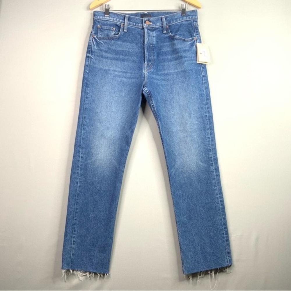 MOTHER The Tomcat Ankle Fray Medium Blue Wash. Size 32. (NWT).